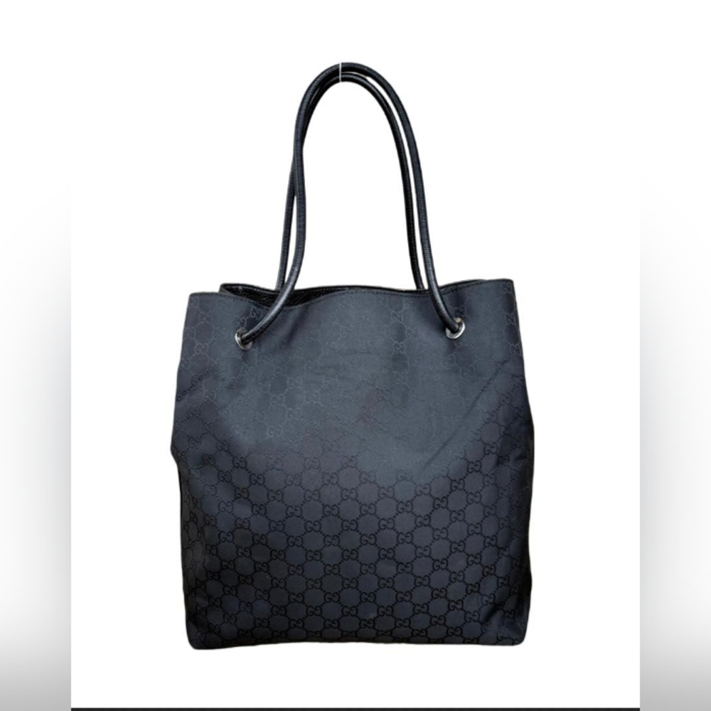 Authentic Gucci Gifford Tote handbag